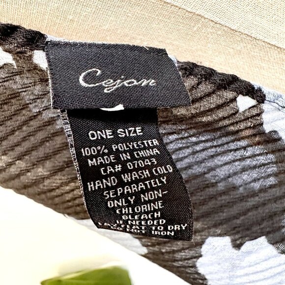 Cejon Leopard Print Blue Rectangle Scarf One Size - Picture 6 of 7